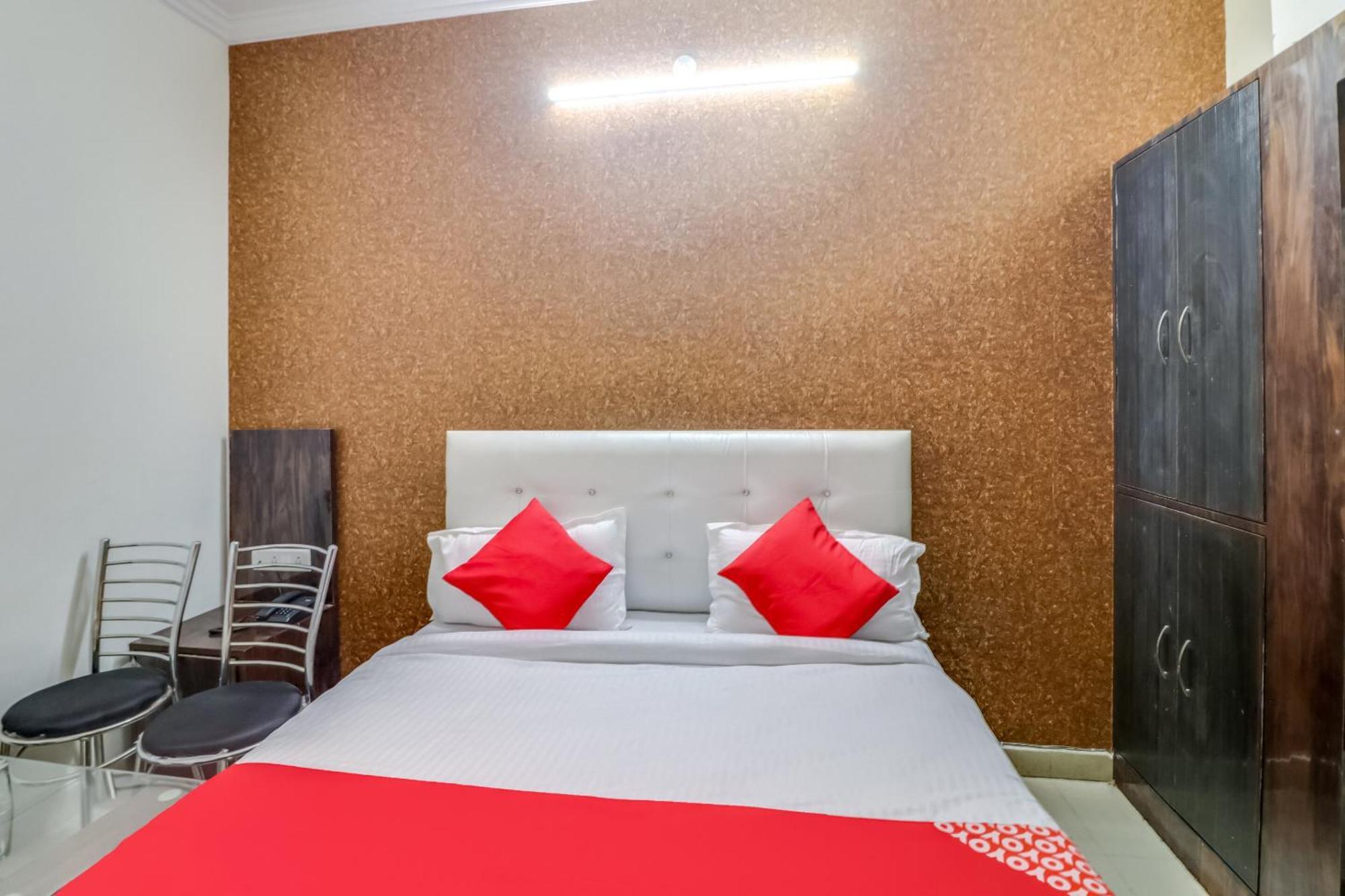 Hotel O Rodstar Chinhat Dış mekan fotoğraf