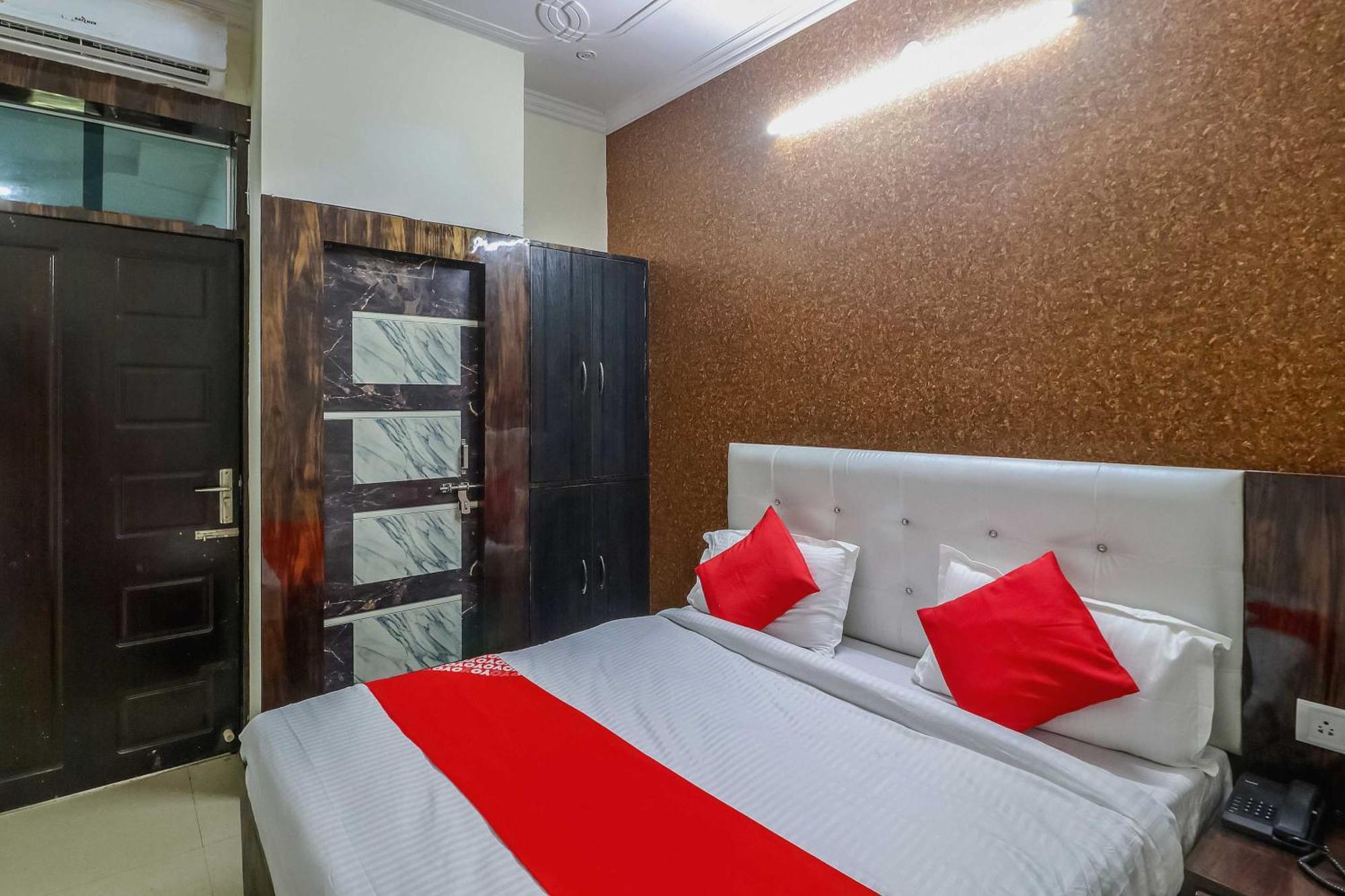 Hotel O Rodstar Chinhat Dış mekan fotoğraf