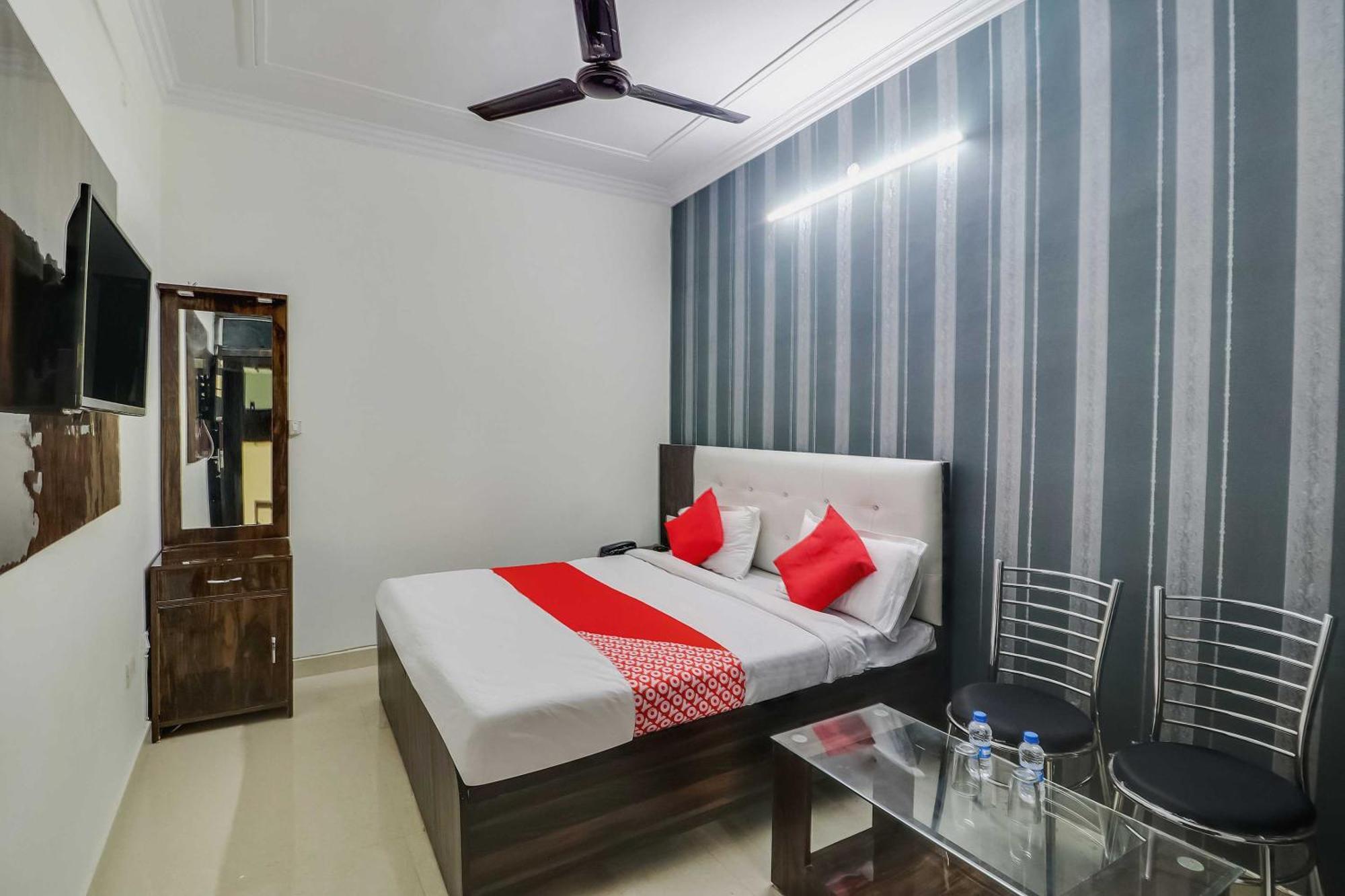 Hotel O Rodstar Chinhat Dış mekan fotoğraf