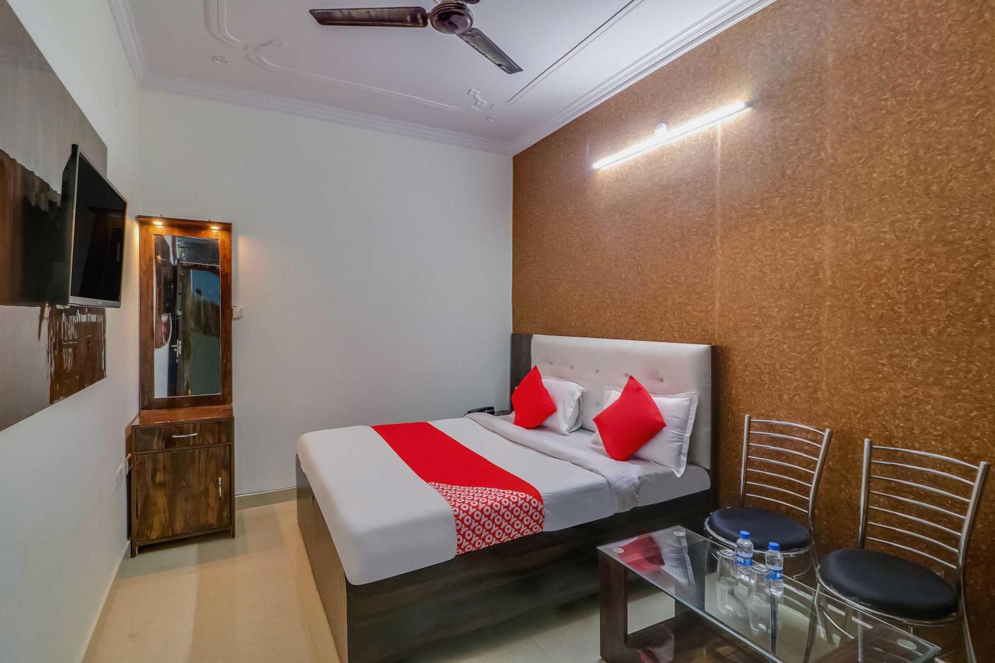 Hotel O Rodstar Chinhat Dış mekan fotoğraf