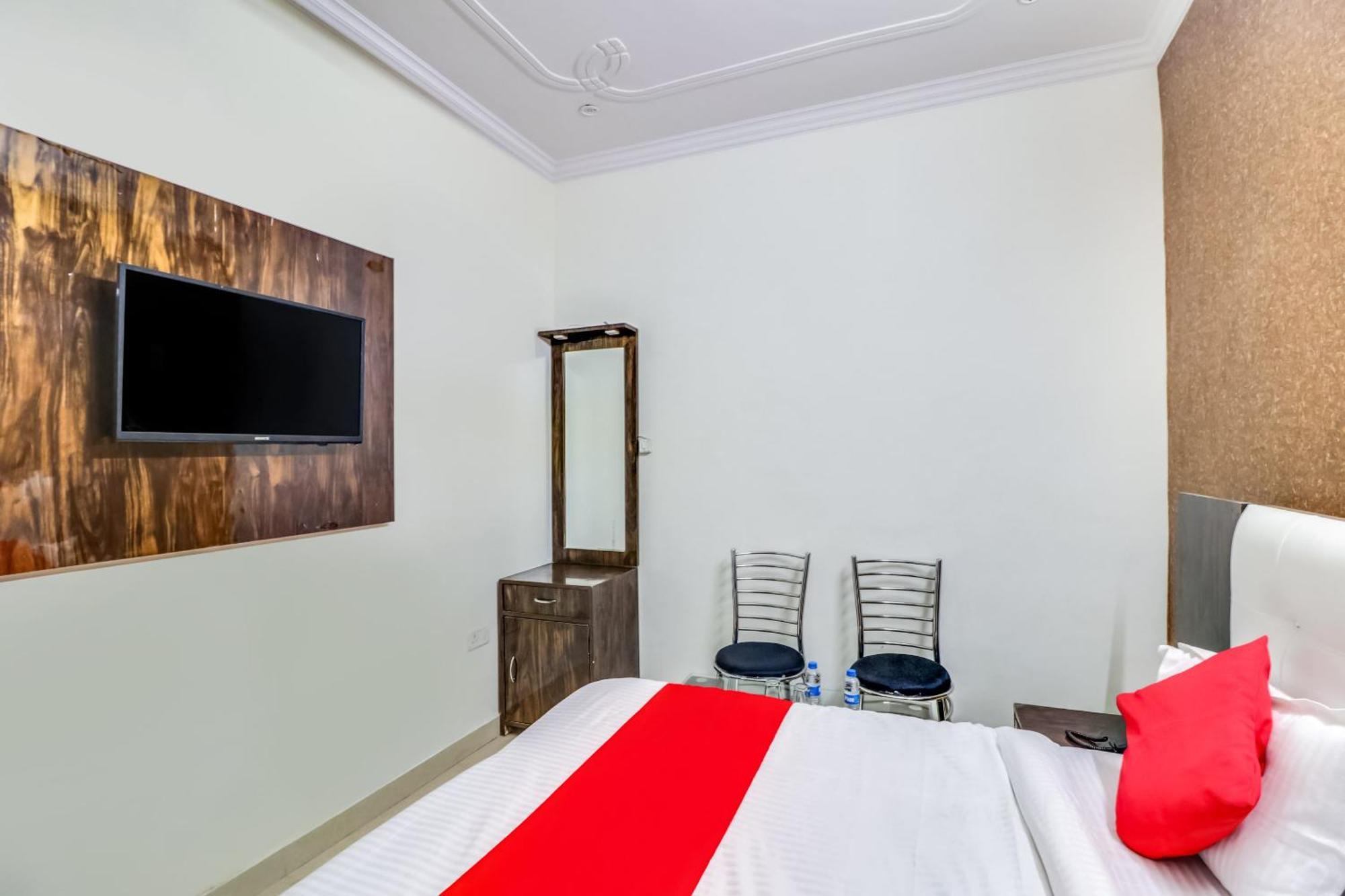 Hotel O Rodstar Chinhat Dış mekan fotoğraf